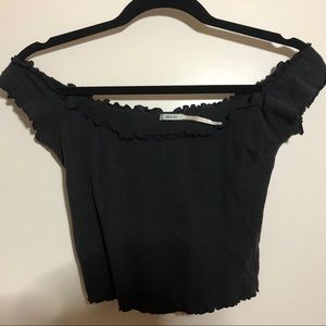 Black Off-The-Shoulder Lettuce Edge Cropped Top